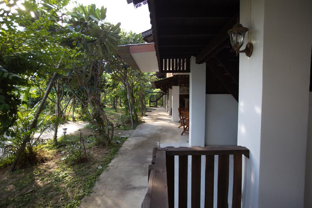 Hora Home Lampang Exterior photo